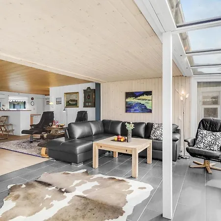 Prázdninový dům 2 Bedroom Awesome In