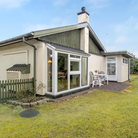 Holiday home 2 Bedroom Awesome In